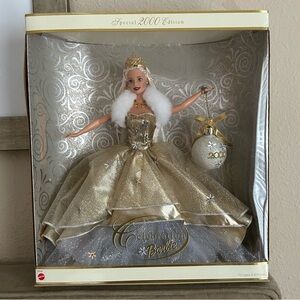 Mattel Special 2000 Edition Celebration Barbie Doll Gold Dress and Ornament